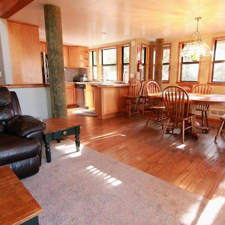 Tree House Lodge Yosemite West Extérieur photo